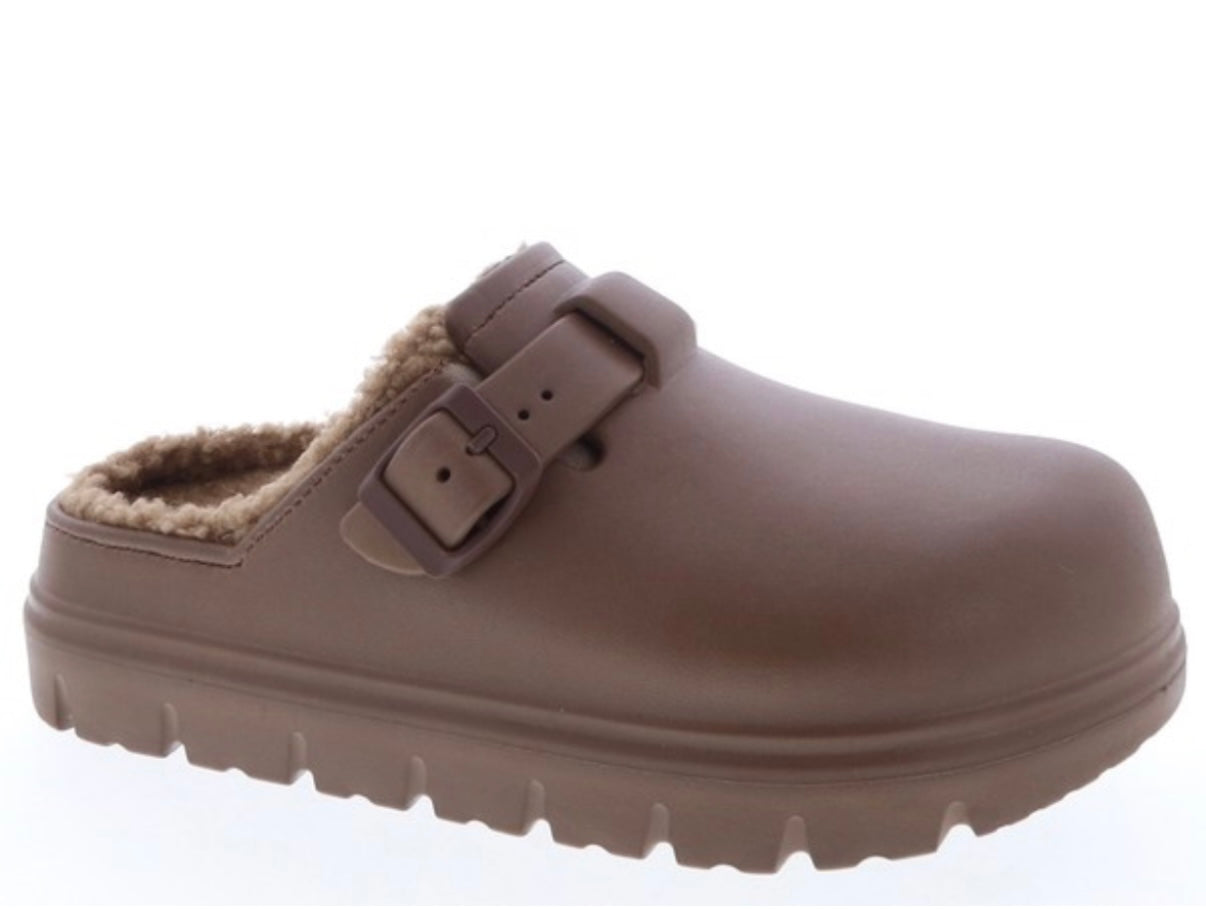 Fuzzy Fall Clog