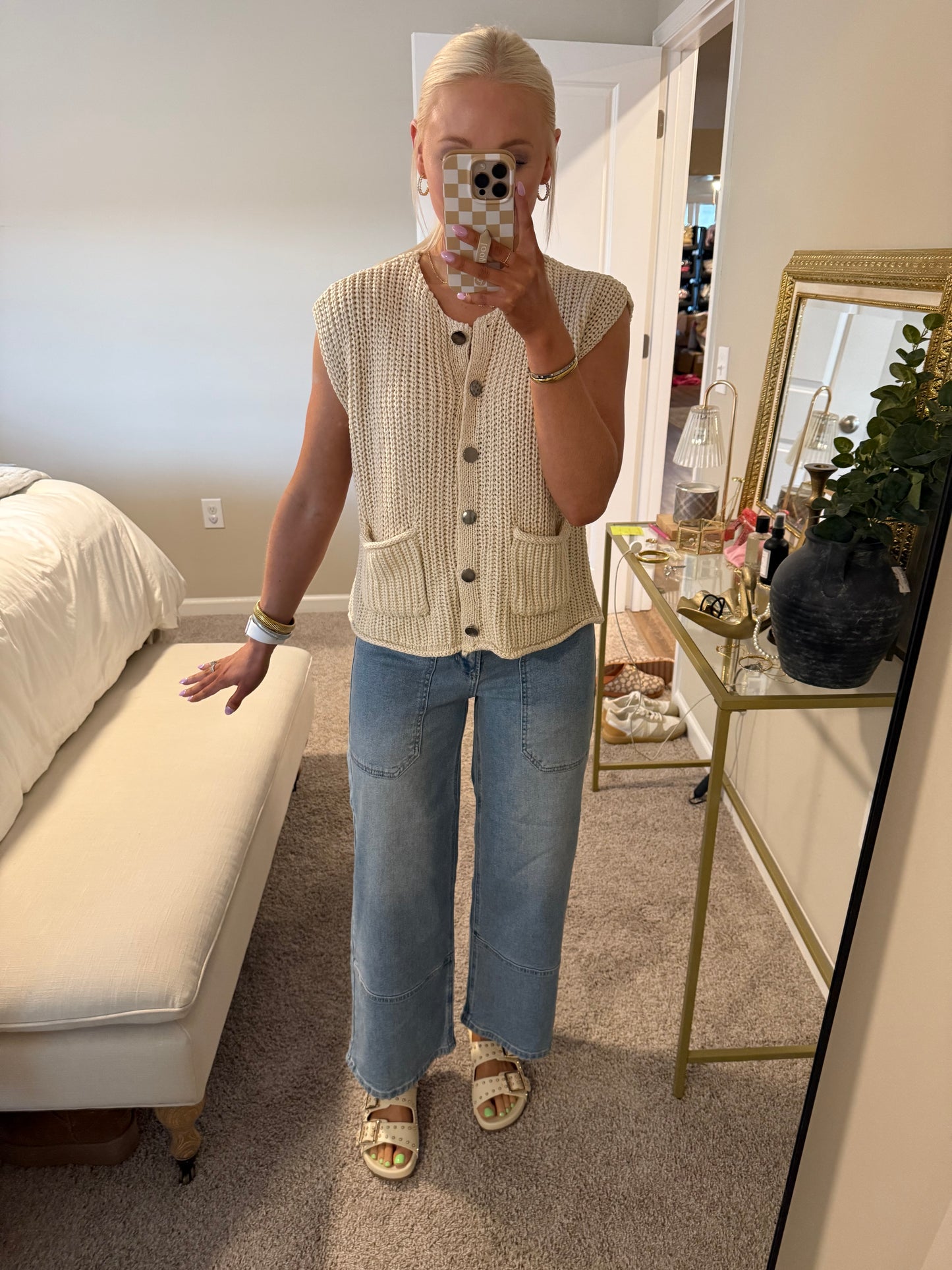 Cream Coast Sweater Vest