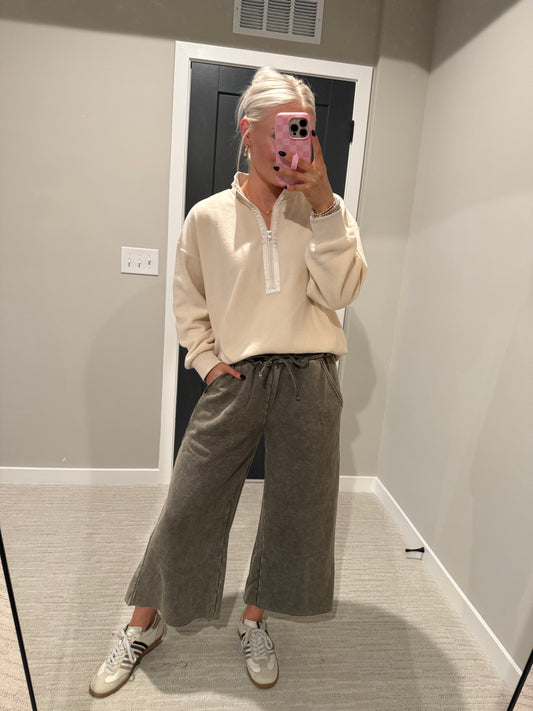 Cream Fleece Pullover