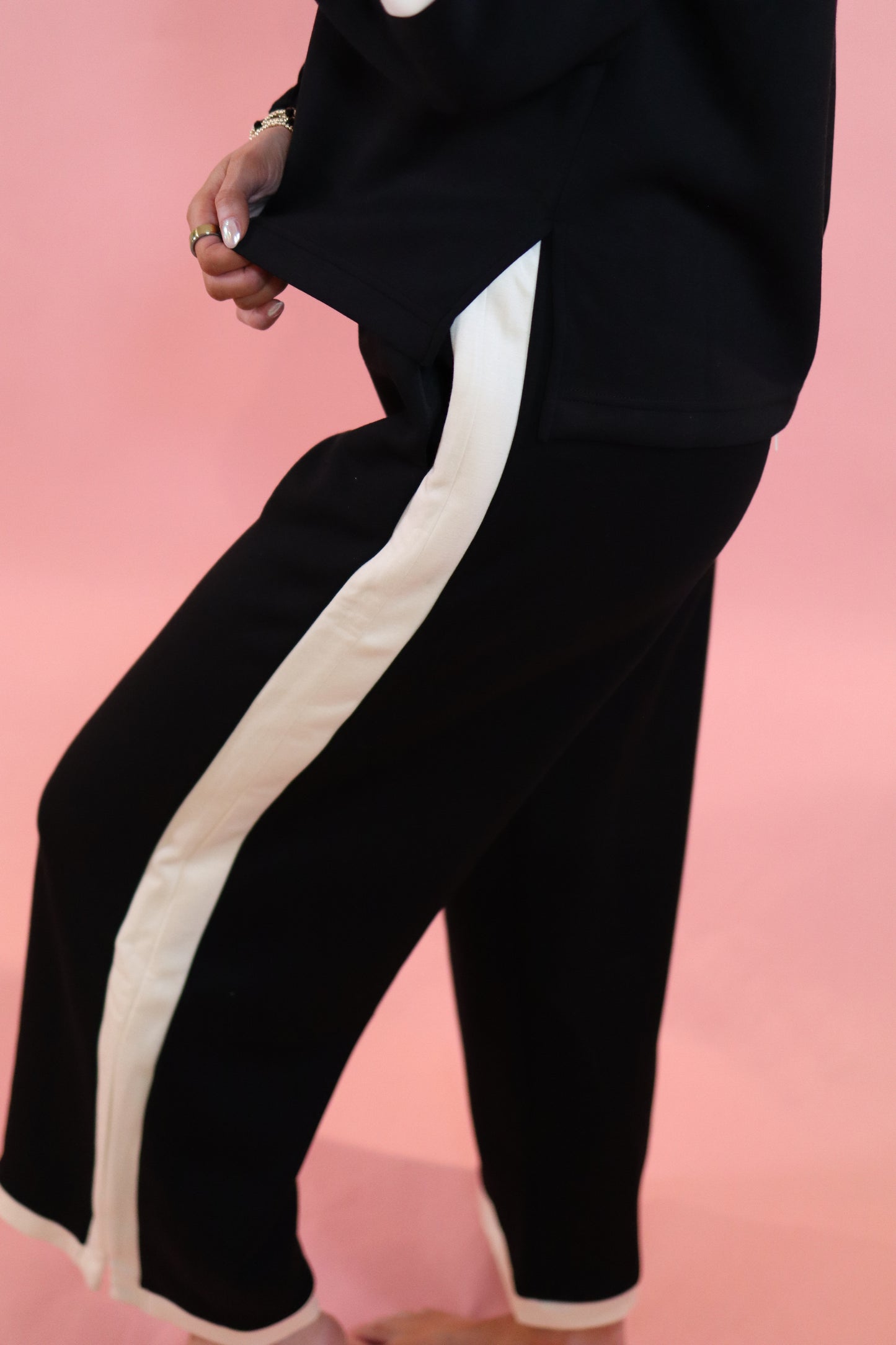 Bossy Black V-Neck Scuba Set