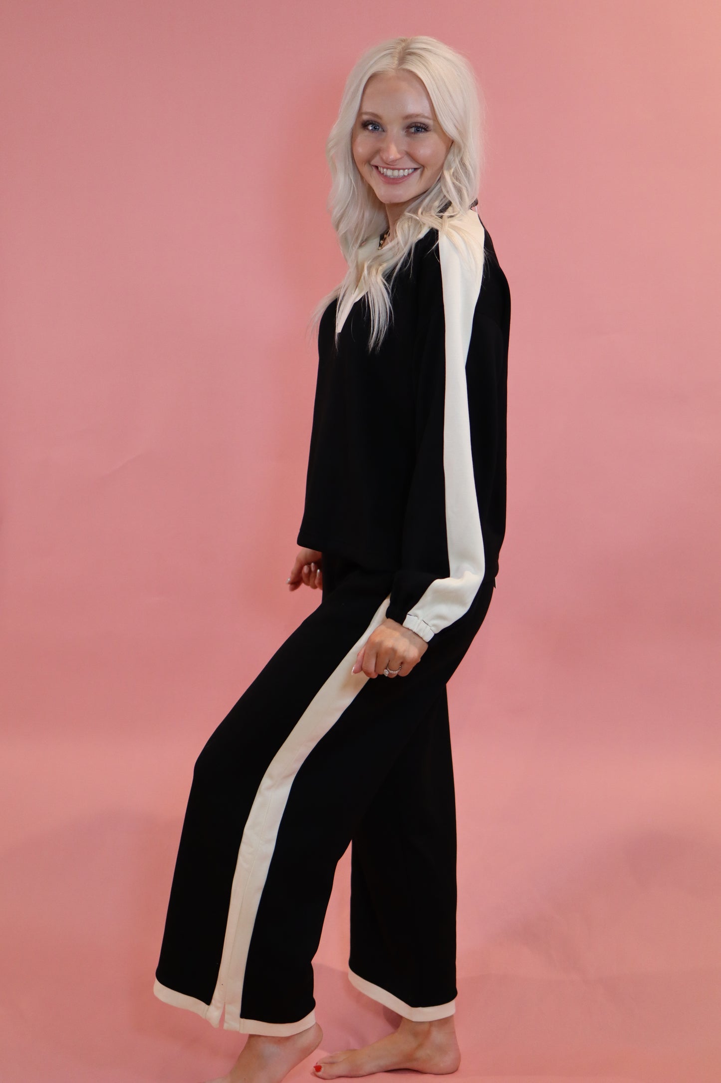 Bossy Black V-Neck Scuba Set