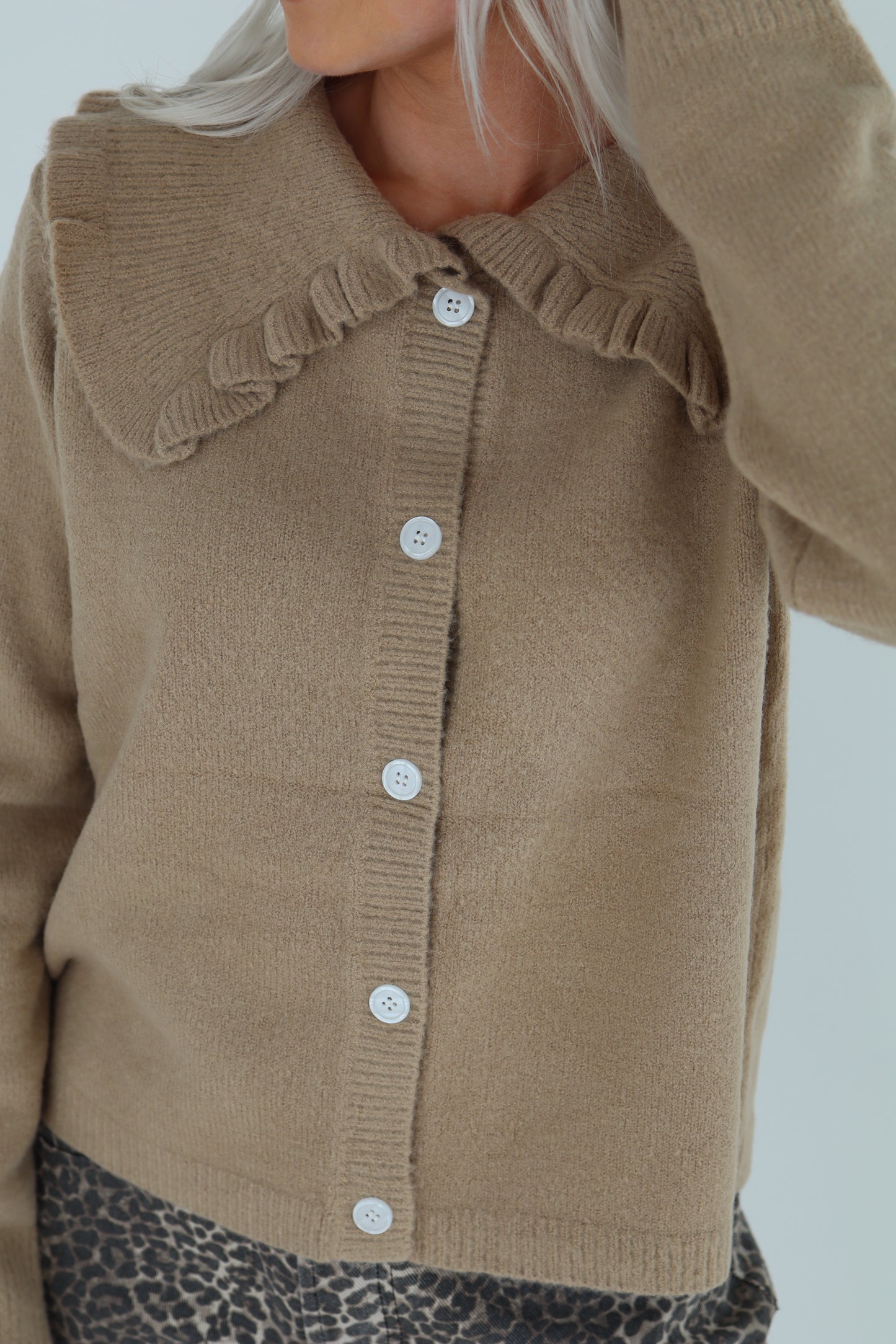 Miley Mocha Peter Pan Sweater