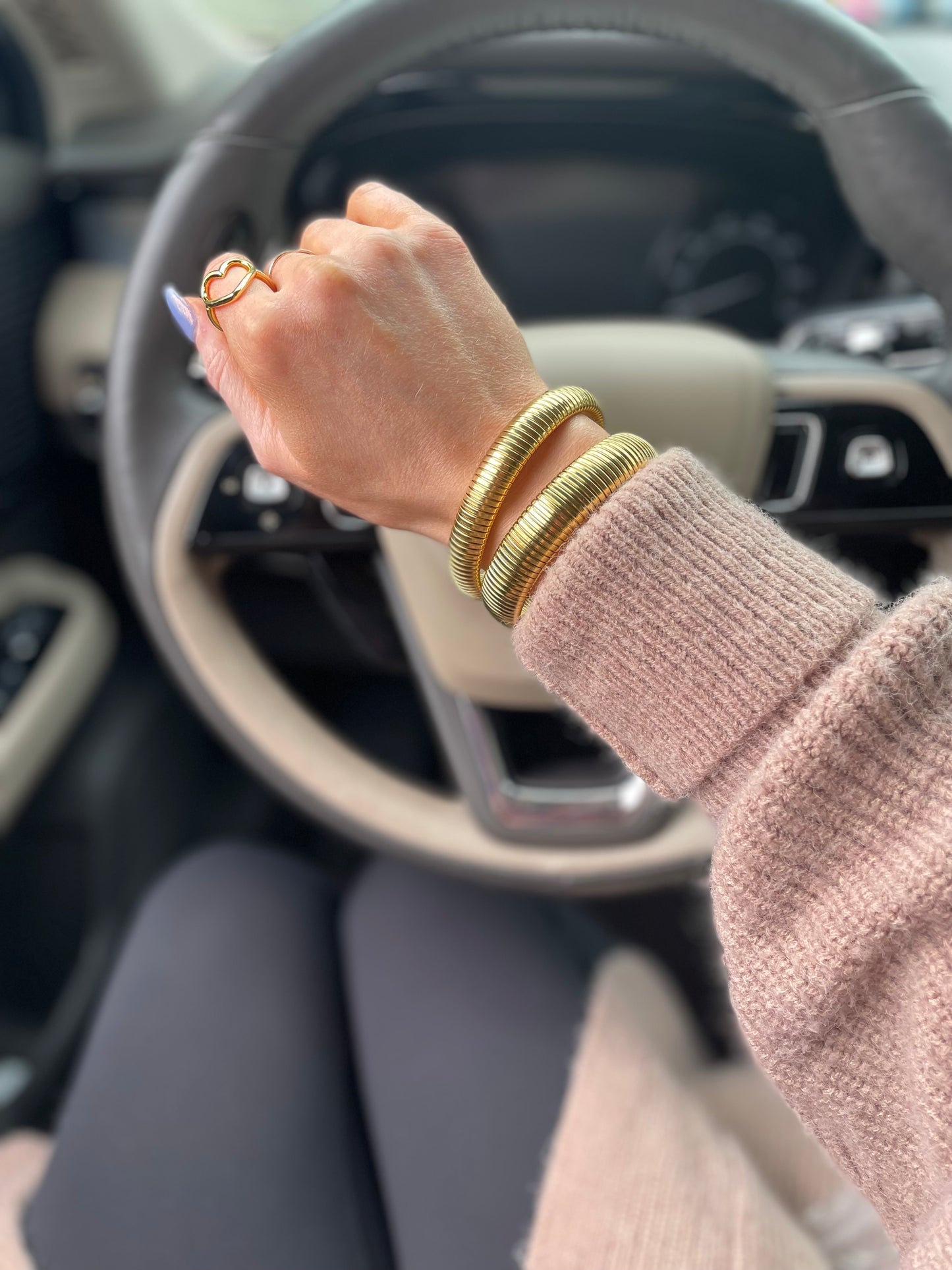 Stunner Flex Bangle