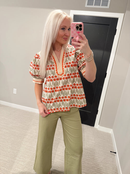 Ecru & Rust Tulip Top
