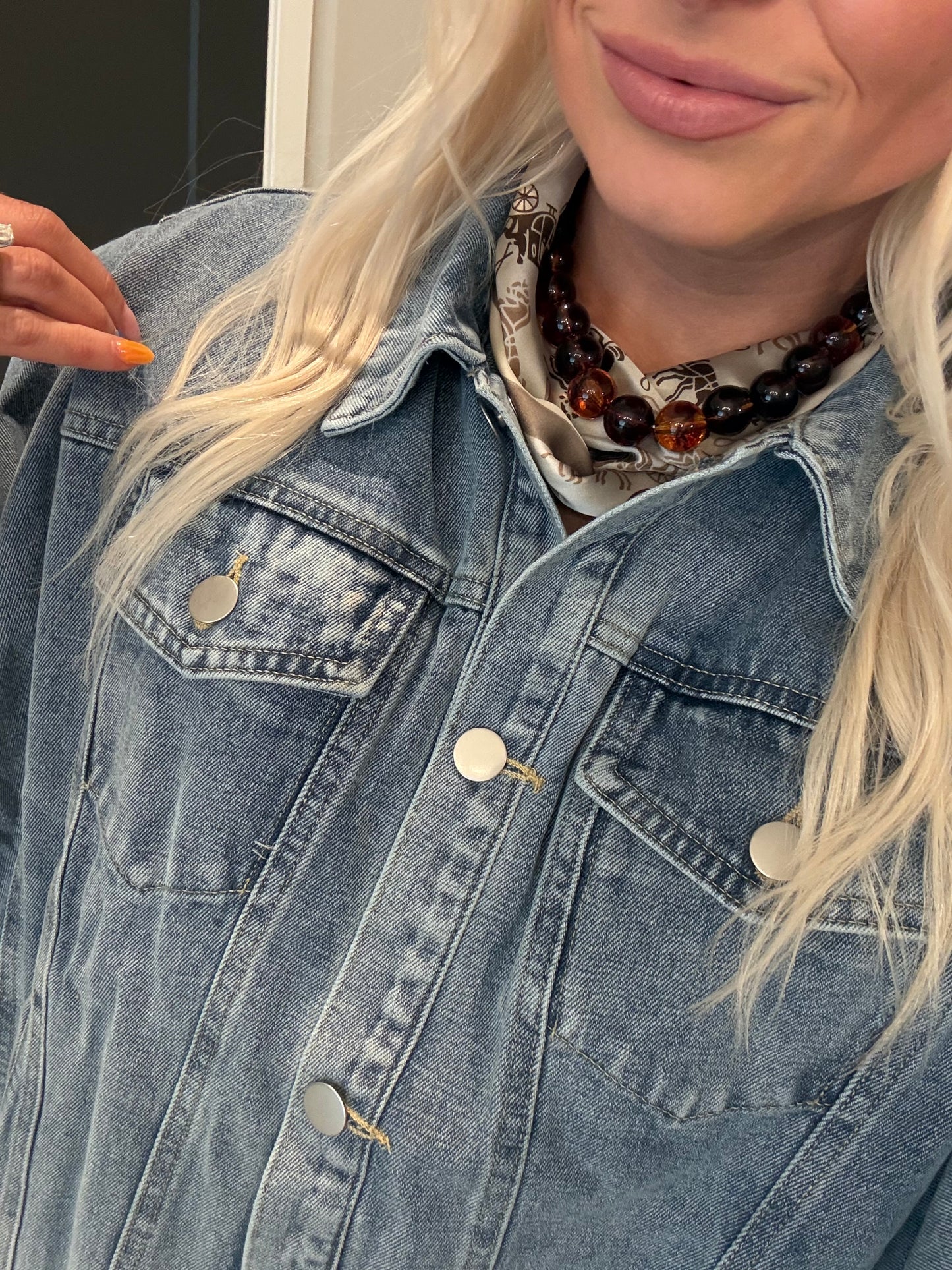 Sadie Pearl Magnetic Scarf