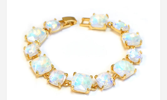 Pastel White Glass Crystal 7.5" Bracelet